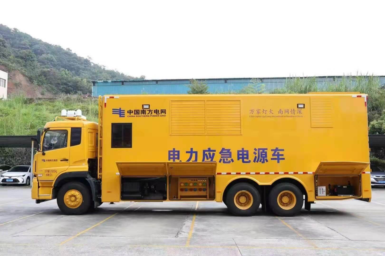 鲁甸安康大型柴油发电机发电车UPS电源出租租赁
